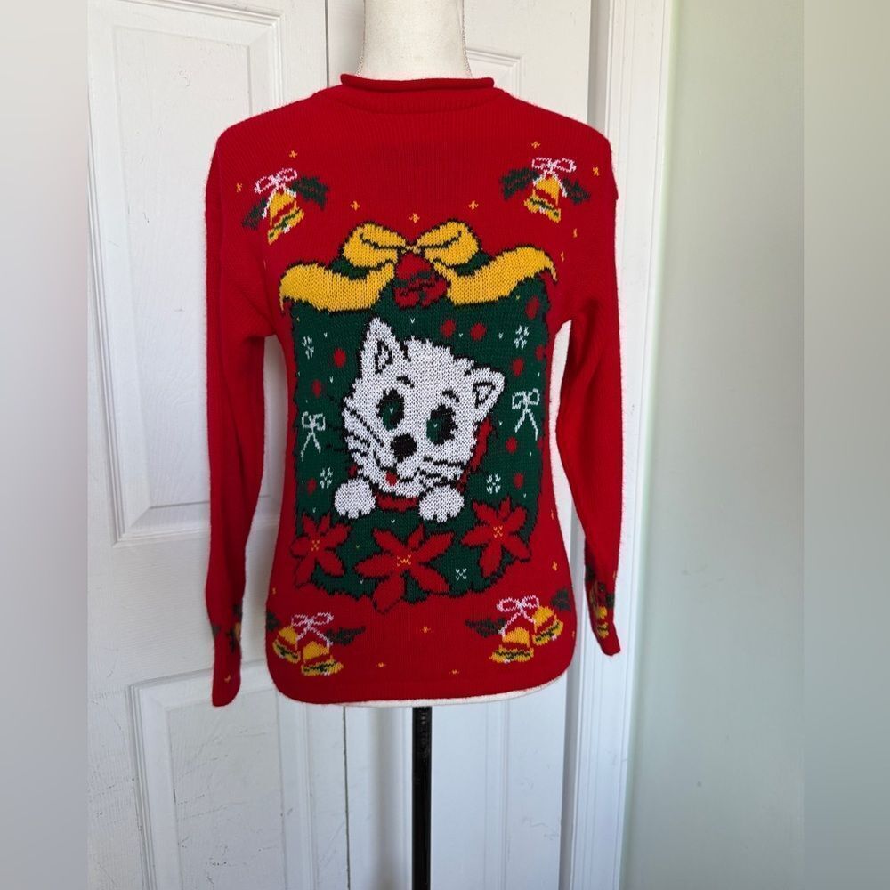 90s Cat Christmas Eclectic Sweater by Basic Editions